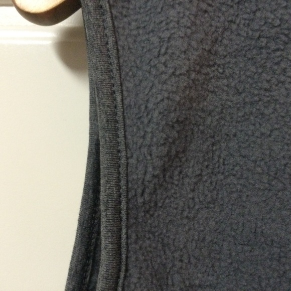 NWT Fleece Vest - Picture 4 of 6